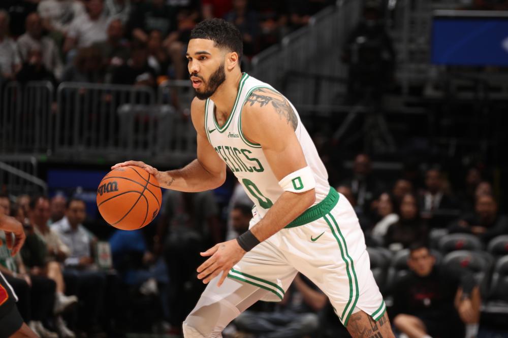 尽管雄鹿队 尽管雄鹿队