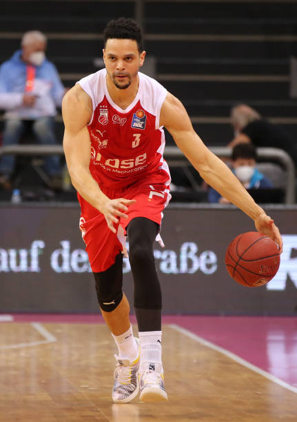 尝试通过更 尝试通过更